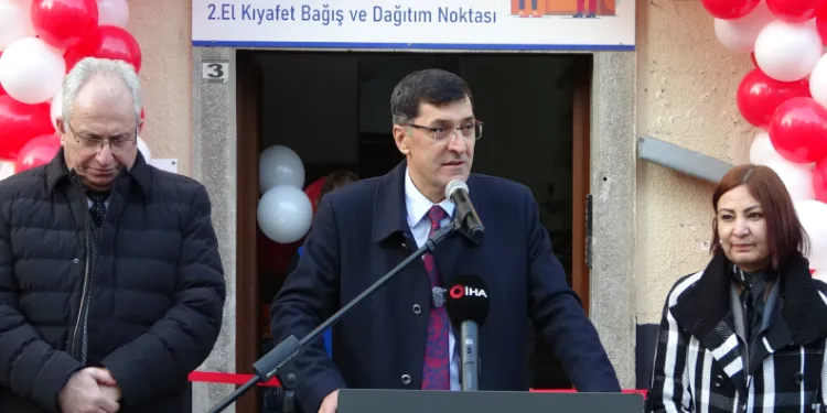 İhtiyaç sahipleri için “Gönül Dolabı”