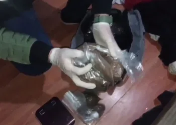 Manisa’da uyuşturucu operasyonuna 21 tutuklama