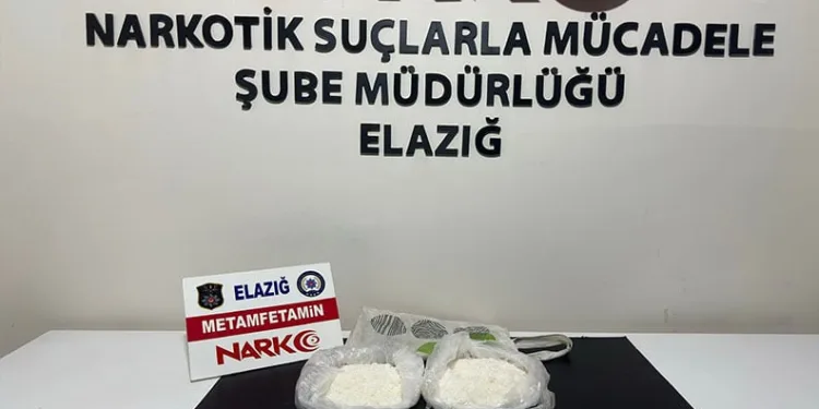 Düğün konvoyunda kaza: 4 yaralı