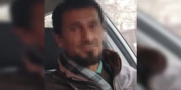 Tıra arkadan çarpan otomobilde 1 kişi öldü, 4 kişi yaralandı