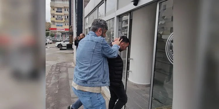Sokak ortasında pompalı tüfekle rastgele ateş ettiler