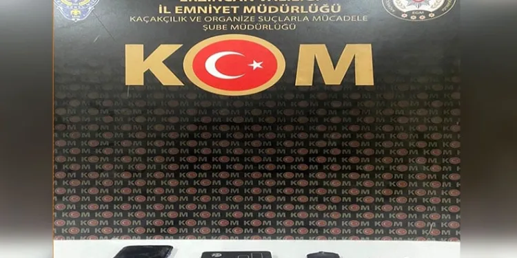 Tekirdağ’da iki araçta ruhsatsız silah ve fişek ele geçirildi