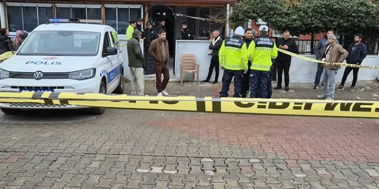 Alkollü sürücü 4 araca çarparak durabildi, ortalık savaş alanına döndü