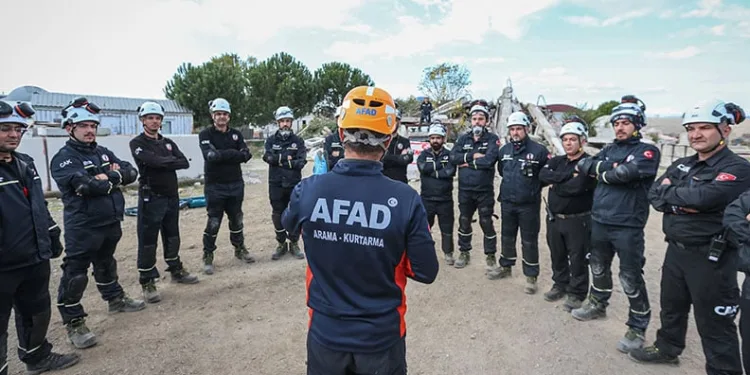 AFAD’a akredite arama kurtarma ekibi sayısı 21’e yükseldi