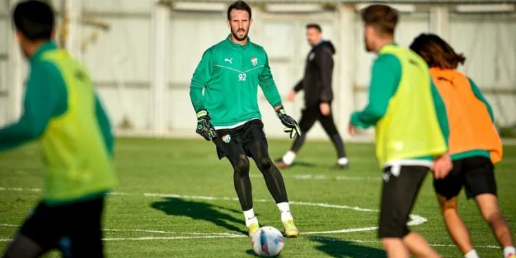 Bursaspor’da hazırlıklar başladı