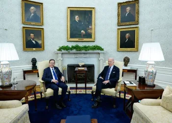 Bahçeli’nin ismi kaldırıldı, MHP ve AK Parti grubu meclisi terk etti