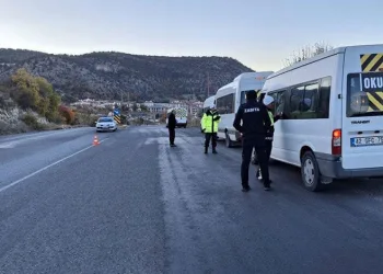 Jandarma ekipleri vatandaşları bilgilendirdi