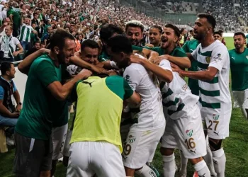 Lider Bursaspor Artvin Hopaspor maçına odaklandı