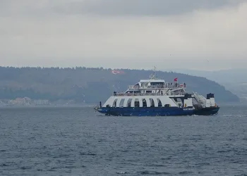 Kocası tarafından balta ile öldürülen kadın son yolculuğuna uğurlandı