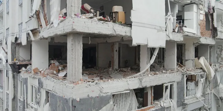 Dron görüntüleri patlamanın hasarını gösterdi