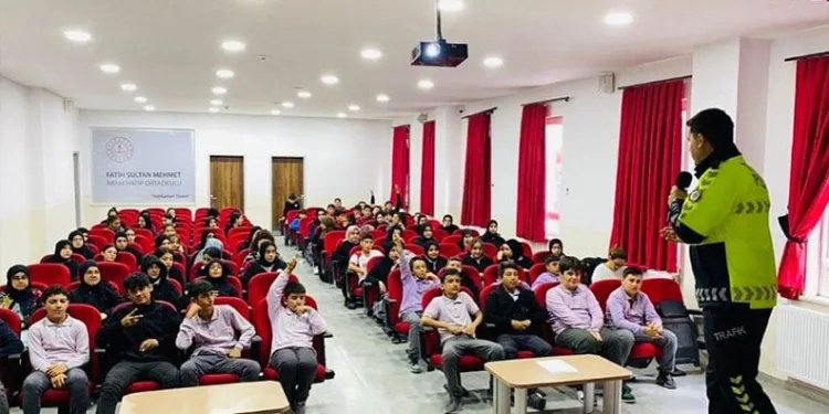 Yavru kediler varilde ölü bulundu