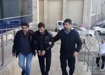 Düğün konvoyunda kaza: 4 yaralı