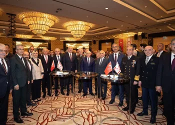 TBMM Başkanı Kurtulmuş: “Kıbrıs Adası’nda iki toplumlu bir seçenekten başka hiçbir seçim yolu kalmamıştır”