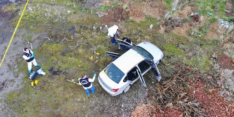 Jandarmadan eş zamanlı uyuşturucu operasyonu: 3 gözaltı