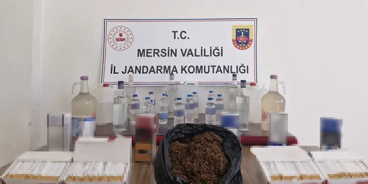 Mersin’de kaçak makaron ve sahte içki ele geçirildi