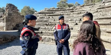 Jandarma ekipleri vatandaşları bilgilendirdi