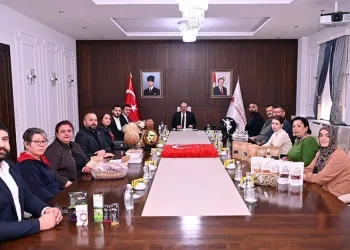 TBMM Başkanı Kurtulmuş: “Dokunulmaz zannedilen İsrail’e dokunulmuştur”