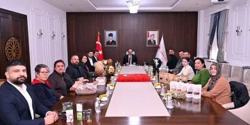 TBMM Başkanı Kurtulmuş: “Dokunulmaz zannedilen İsrail’e dokunulmuştur”