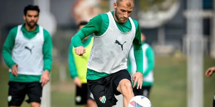 Bursaspor pas ve dayanıklılık çalıştı