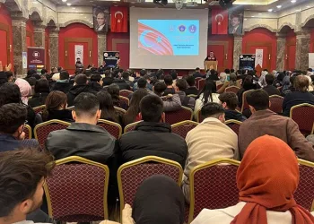 Tavşanlı’da dolmuş şoförlerinden ‘Taşlanıyoruz’ iddiası