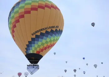TBMM Başkanı Kurtulmuş: “Dokunulmaz zannedilen İsrail’e dokunulmuştur”