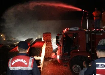 Jandarma ekipleri vatandaşları bilgilendirdi