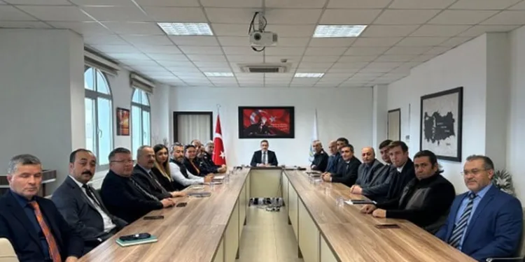 Tavşanlı’da dolmuş şoförlerinden ‘Taşlanıyoruz’ iddiası