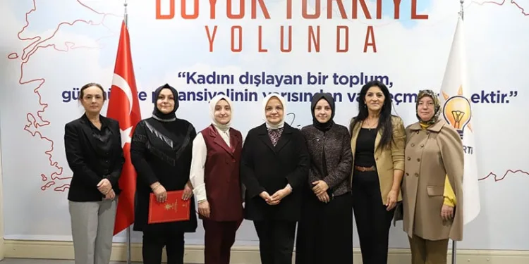 TBMM Başkanı Kurtulmuş: “Kıbrıs Adası’nda iki toplumlu bir seçenekten başka hiçbir seçim yolu kalmamıştır”