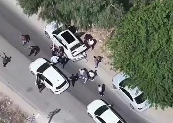 Alkollü sürücü 4 araca çarparak durabildi, ortalık savaş alanına döndü