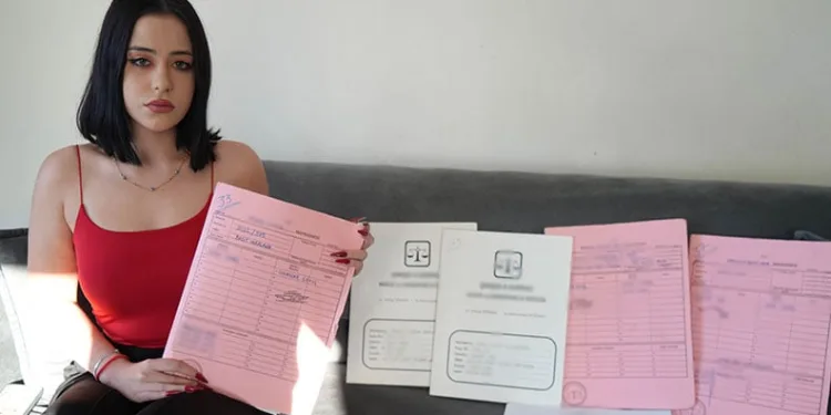Takıntılı şahıs, genç kızın hayatını kabusa çevirdi