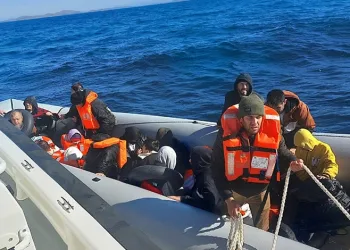 Alkollü sürücü 4 araca çarparak durabildi, ortalık savaş alanına döndü