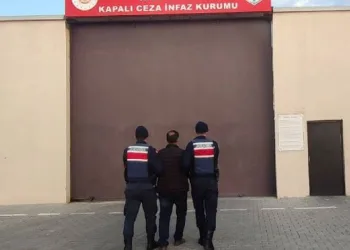 Asker eğlencesinde ses sistemi kavgası