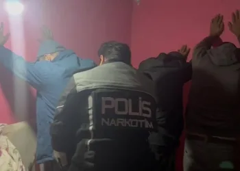 Düğün konvoyunda kaza: 4 yaralı