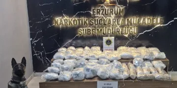 Konya’da apartmanda yangın paniği