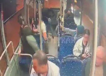 Müşteri gibi geldiler, çilingir sofrasını bedavaya getirdiler