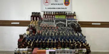 Alanya’da kaçak alkol operasyonu