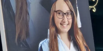 Patlamada hayatını kaybeden 21 yaşındaki Tuğba son yolculuğuna uğurlandı
