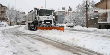Isparta’da eğitime kar engeli