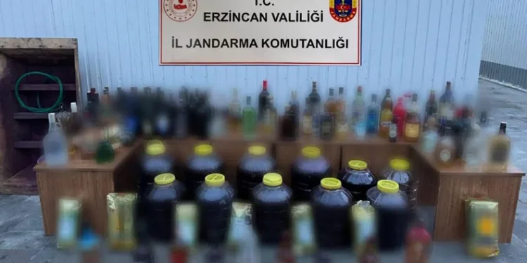 Erzincan’da sahte alkol operasyonu: 5 gözaltı