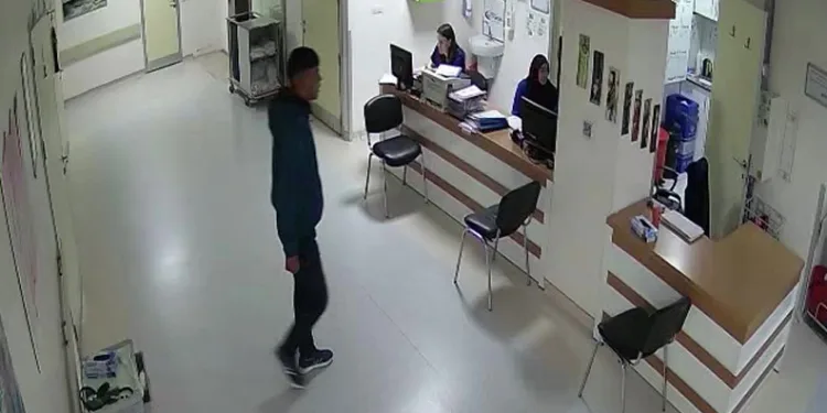 Adana’da sağlık çalışanları ve hastaların kredi kartlarını çalan hırsız tutuklandı