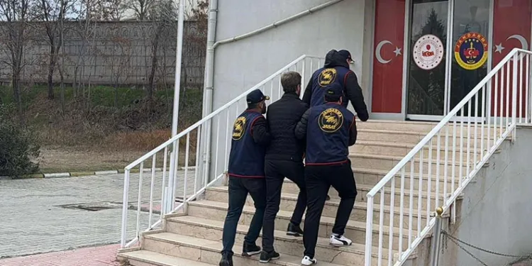 Diyarbakır’da 7 yıl önce işlenen cinayetin zanlısı yakalandı