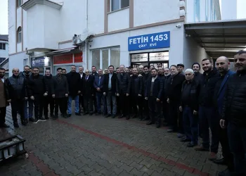 Bereket sofrası Fetih 1453 Camii’nde kuruldu