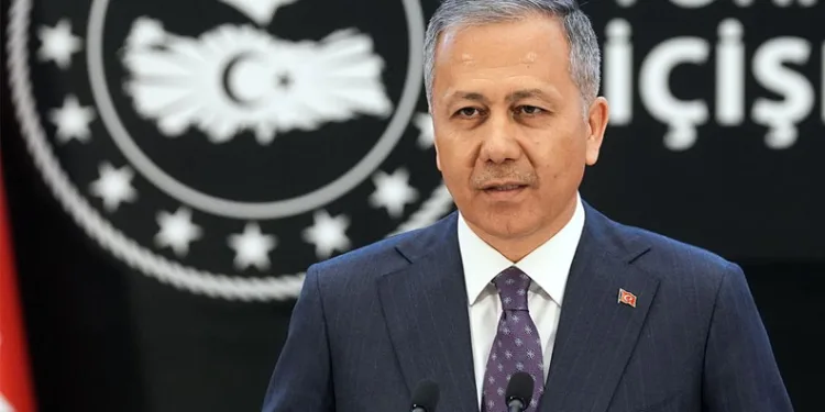 Bakan Yerlikaya: “18 günde 30 bin 668 Suriyeli ülkesine döndü”