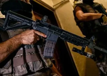 Kayseri’deki fabrika yangını 3 saatte söndürüldü