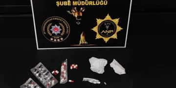 Uyuşturucu operasyonunda 13 kişi gözaltına alındı