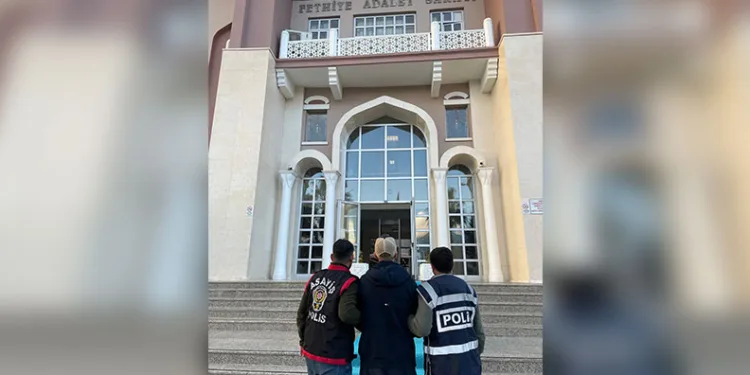 FETÖ’ye üye olmaktan aranan şahsı JASAT yakaladı