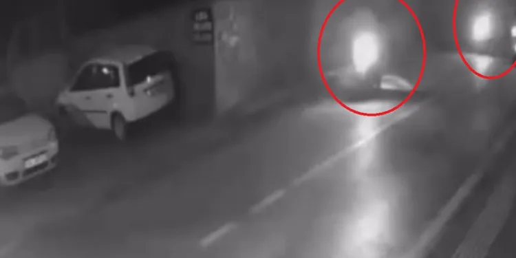 Bursa’da 2 motosikletin karıştığı ilginç kaza kamerada