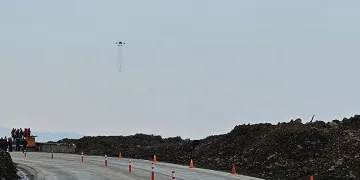 Heyelan sahasında alan taraması yapılıyor