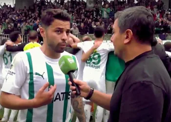 Bursasporlu futbolcu Bora Yılmaz: ”İkinci yarıda asıl kimliğimizi ortaya koyduk”