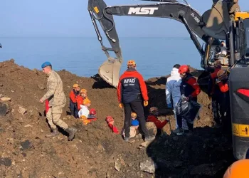 Artvin’de heyelan: 4 gencin cansız bedenlerine ulaşıldı